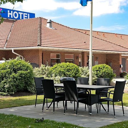Hotel فاردي المظهر الخارجي الصورة